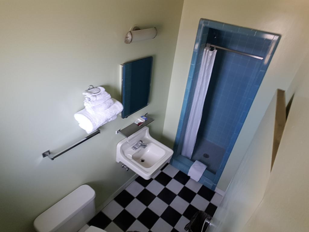 Travelers Motel Elko Zimmer foto